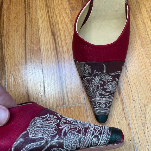 NWOB Artizanal Custom made pointed toe mule. Size 8 - Picture 3 of 4